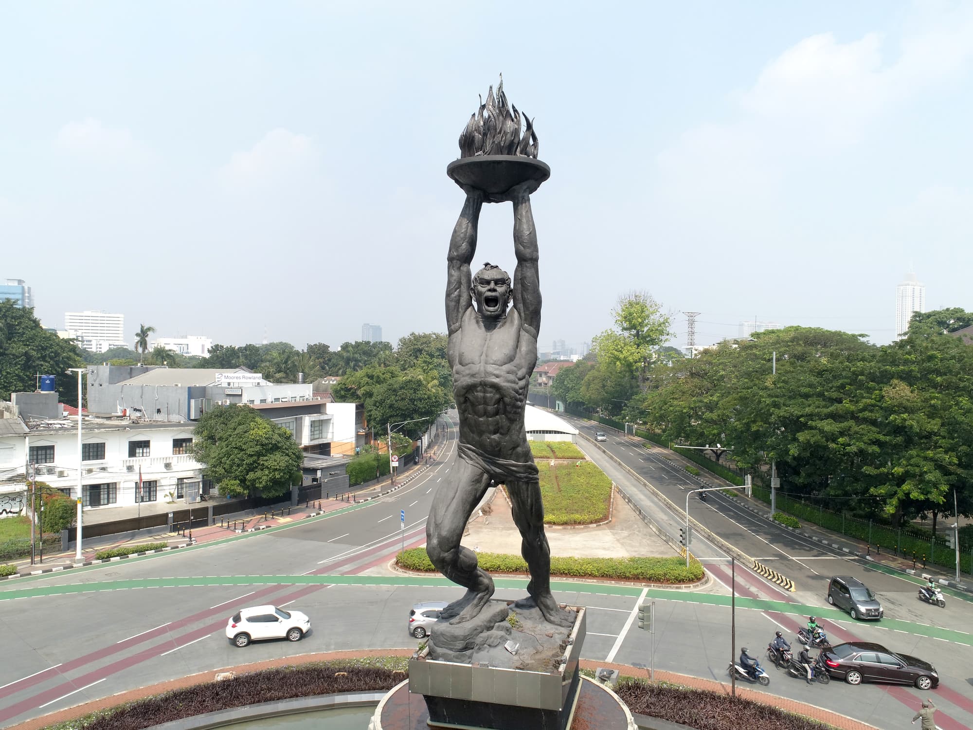 Patung Pemuda Membangun